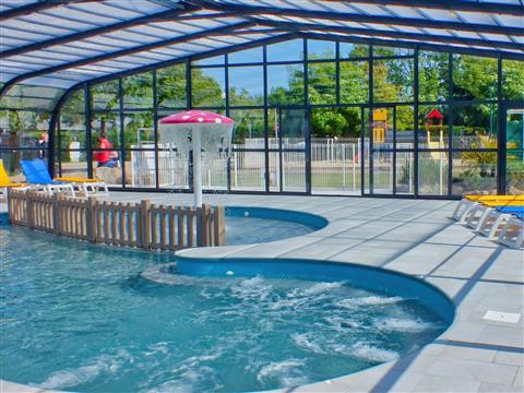 Piscine Couverte du Camping les Goelands à Carnac